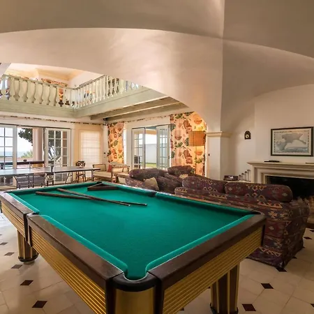 Villa Vila Bouganvilia