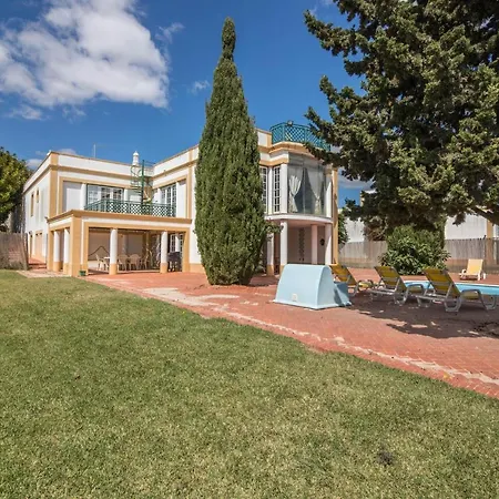 Villa Vila Bouganvilia Albufeira