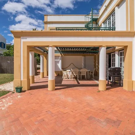Vila Bouganvilia ヴィラ